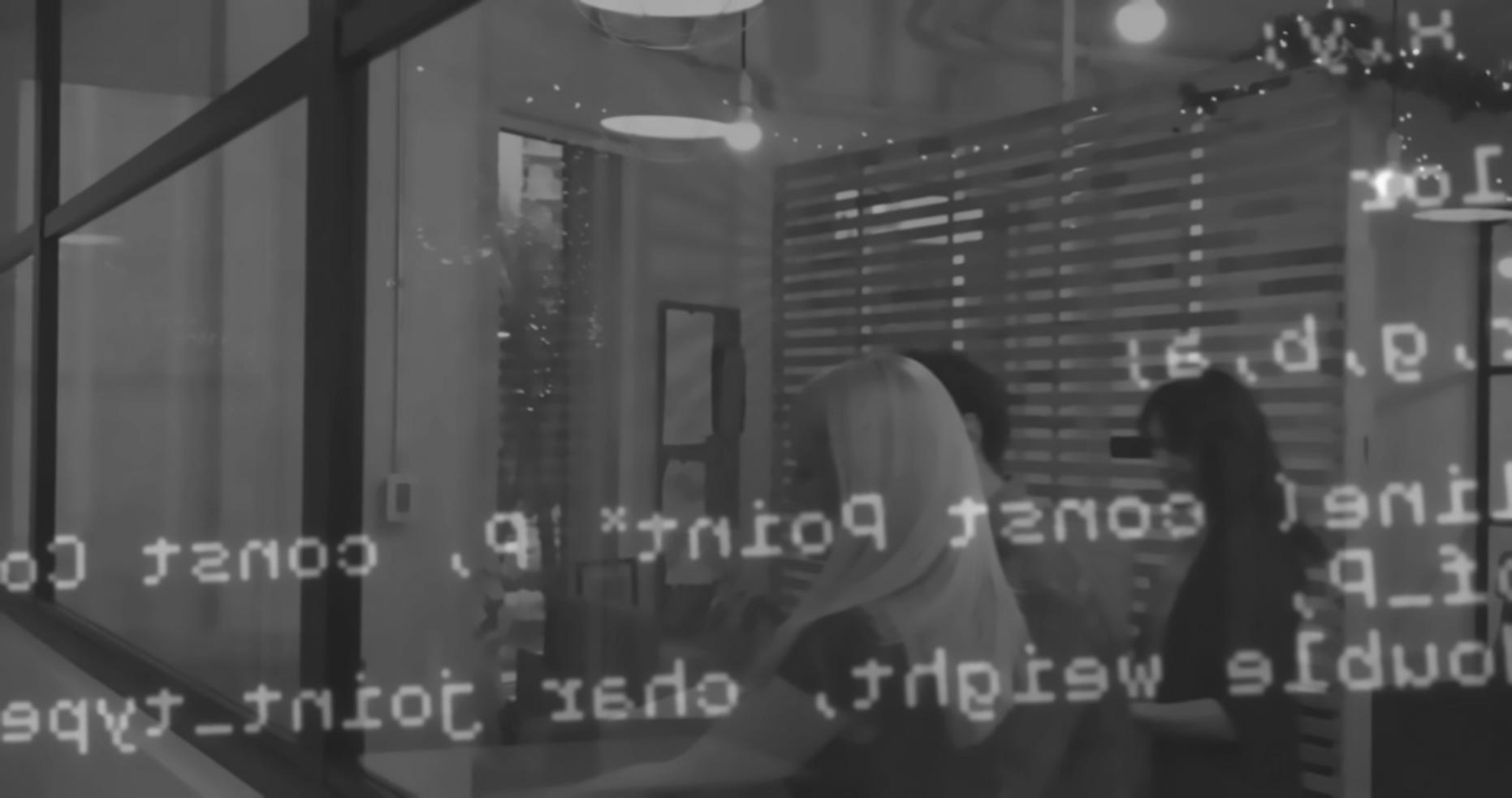 データ分析のプロセスを示す図表と計算資料